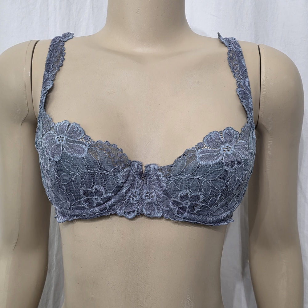 Victoria's Secret Floral Lace Bra in Gray